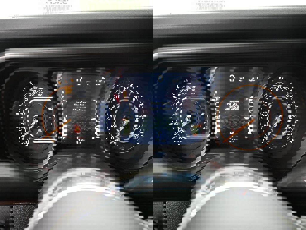 New 2025 Jeep Wrangler Unlimited Sahara image 15