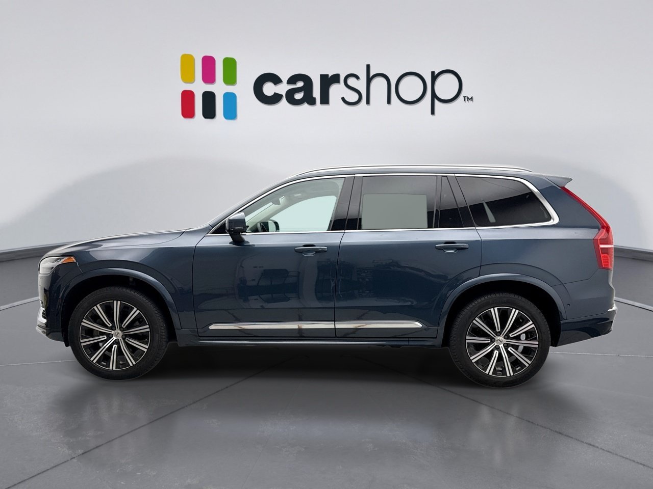 Used 2024 Volvo XC90 B5 Plus AWD/4WD image 2