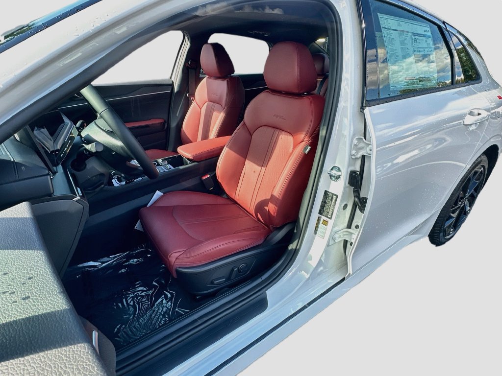 New 2027 Kia K5 GT-Line FWD image 22
