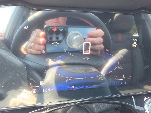 New 2026 Chevrolet Trax RS w/ Sunroof Package FWD image 32