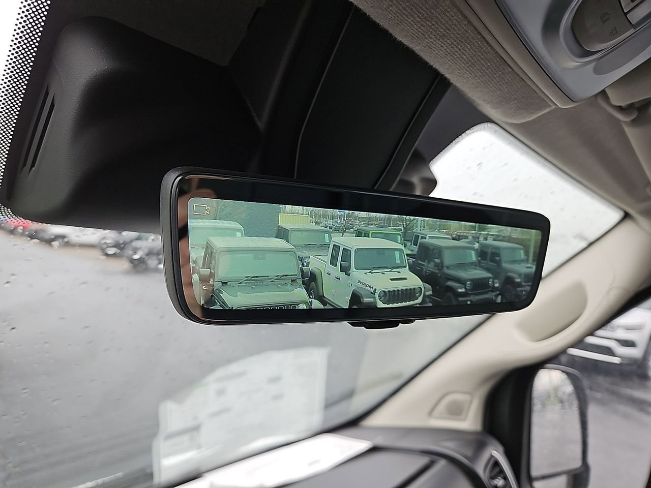 New 2025 RAM ProMaster 2500 w/ Quick Order Package 22G SLT image 18