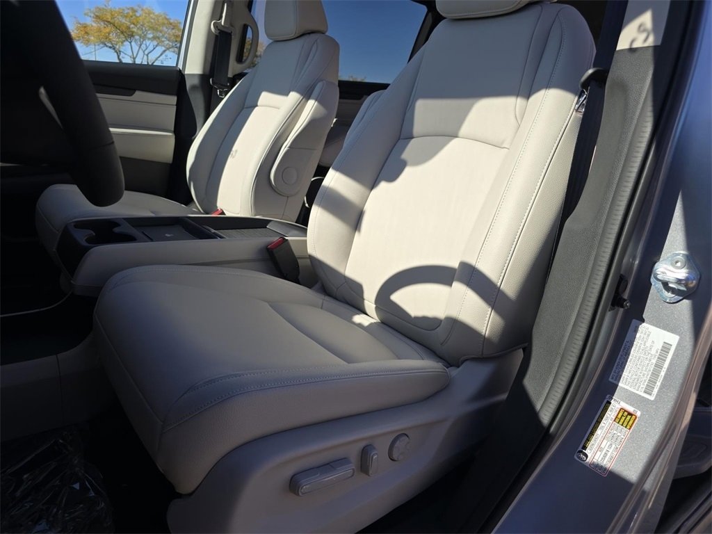 New 2026 Honda Odyssey EX-L image 24