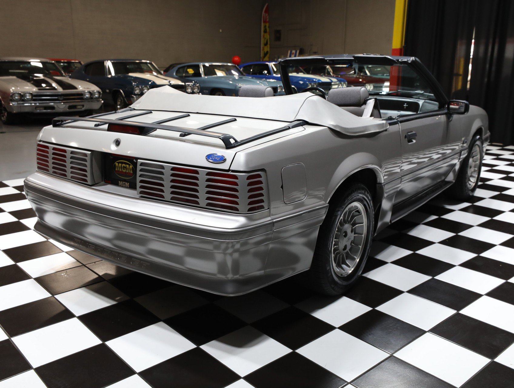 Used 1990 Ford Mustang GT image 25