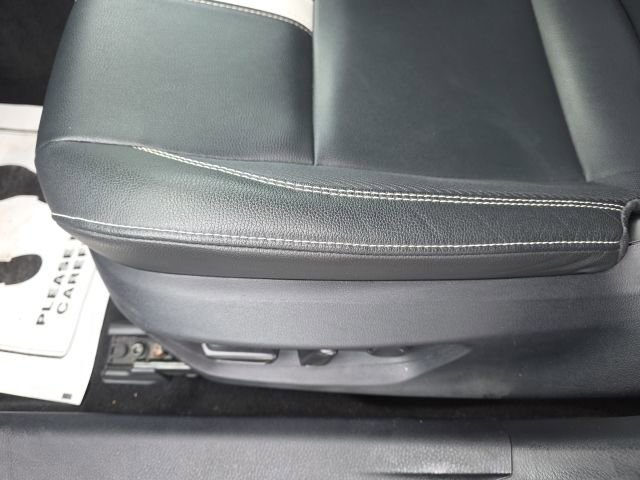 Used 2025 Toyota Camry SE image 14