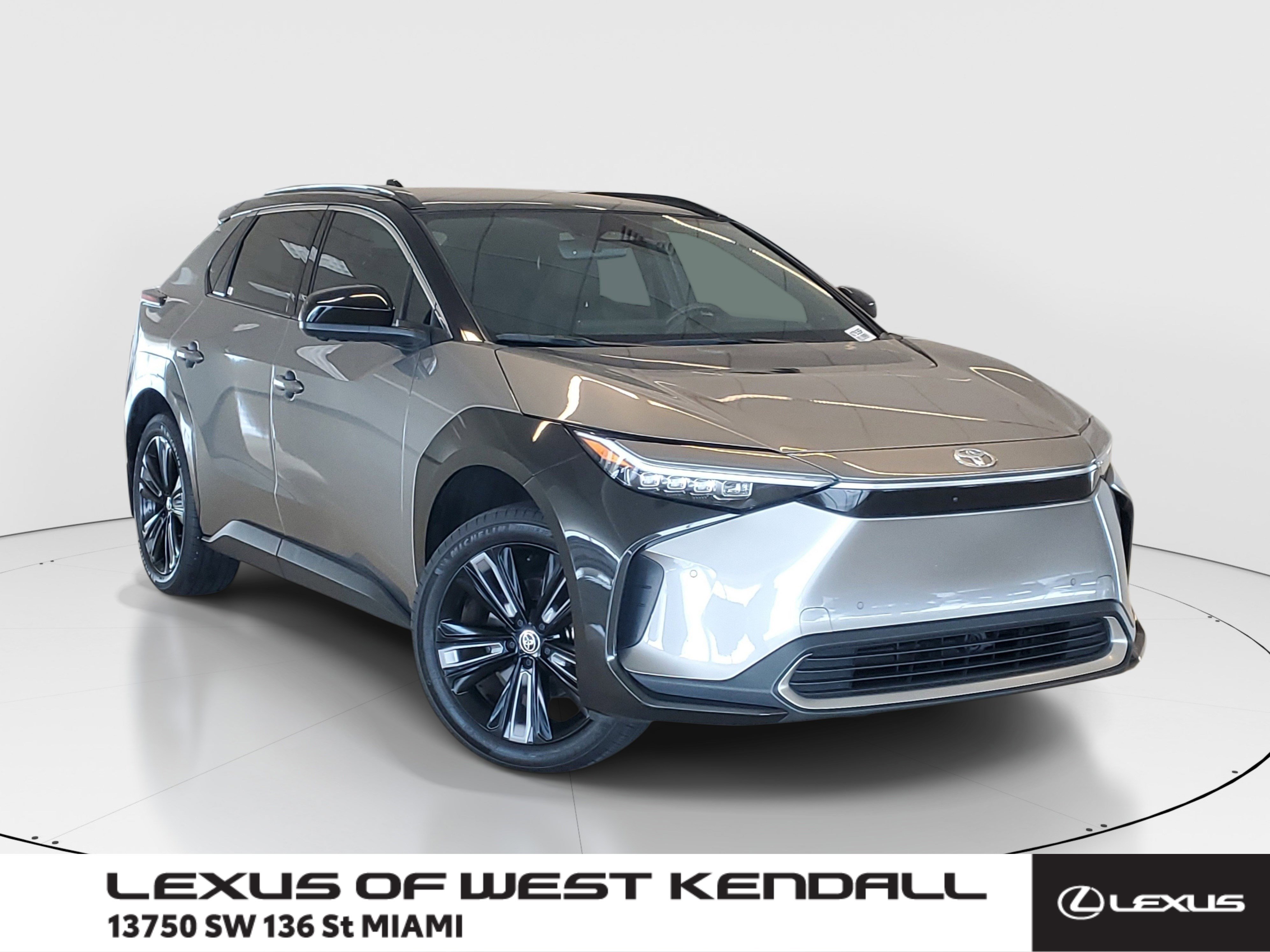 Used 2023 Toyota bZ4X Limited w/ Weather Package AWD/4WD image 1