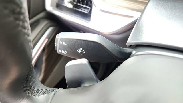 Used 2025 BMW X6 xDrive40i w/ Premium Package image 43