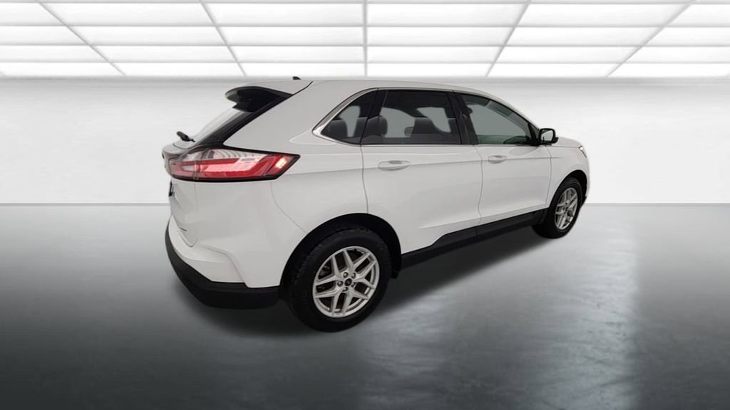 Used 2022 Ford Edge SEL image 8