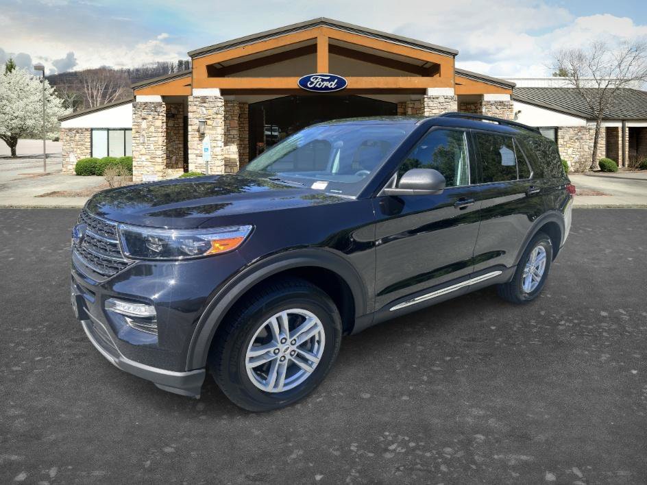 Used 2023 Ford Explorer XLT w/ Equipment Group 202A AWD/4WD image 1
