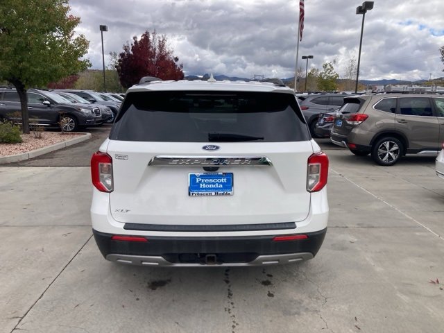 Used 2022 Ford Explorer XLT w/ Equipment Group 202A image 8