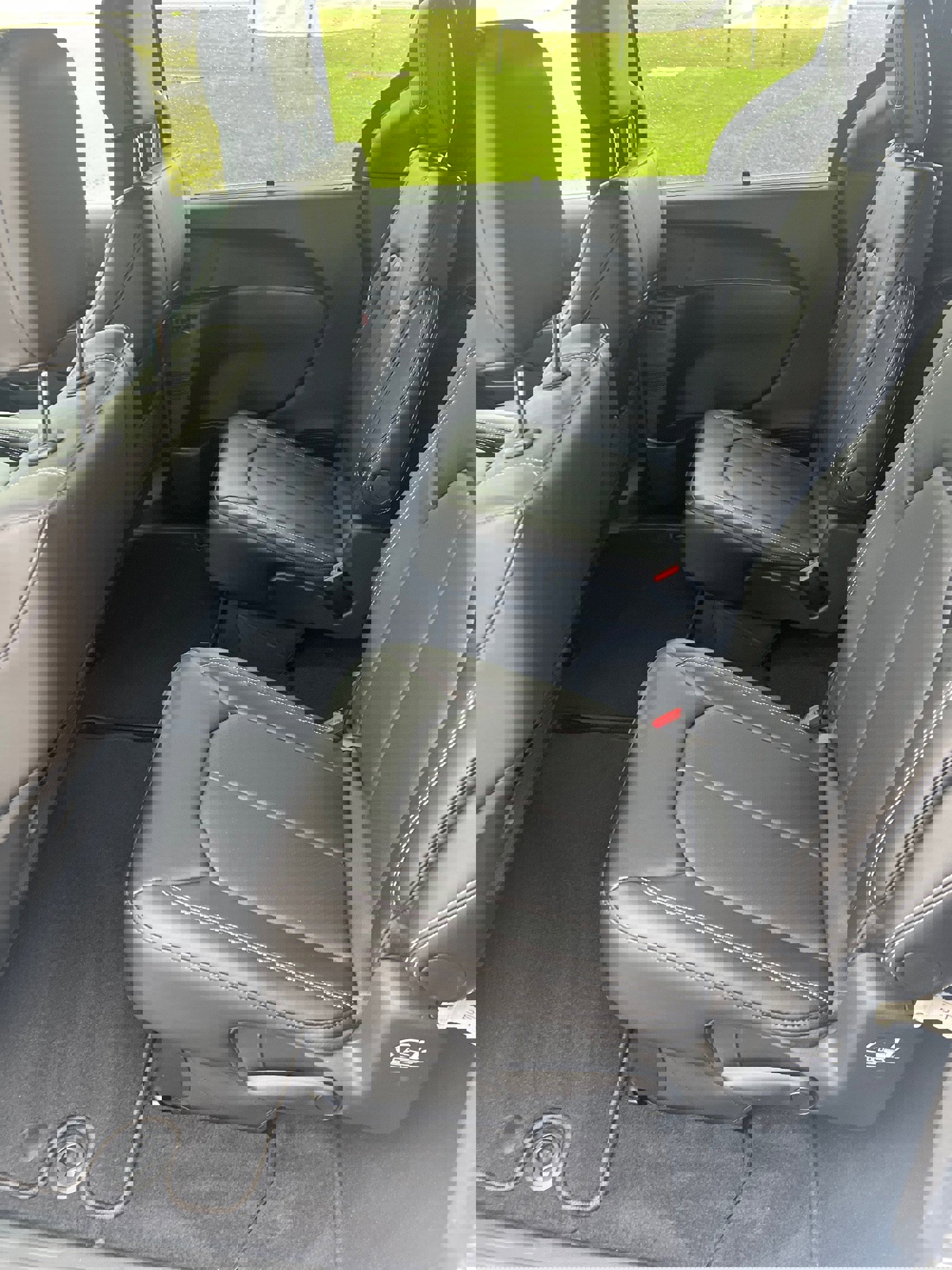 New 2026 Chrysler Pacifica Select image 11