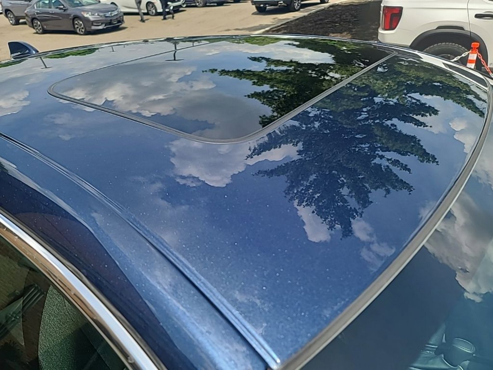 Certified 2023 Honda Accord EX image 6