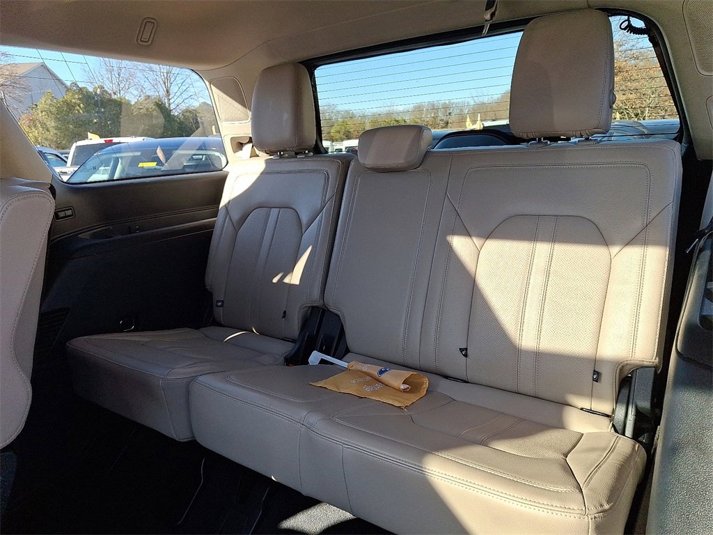 Certified 2023 Ford Expedition Limited image 9