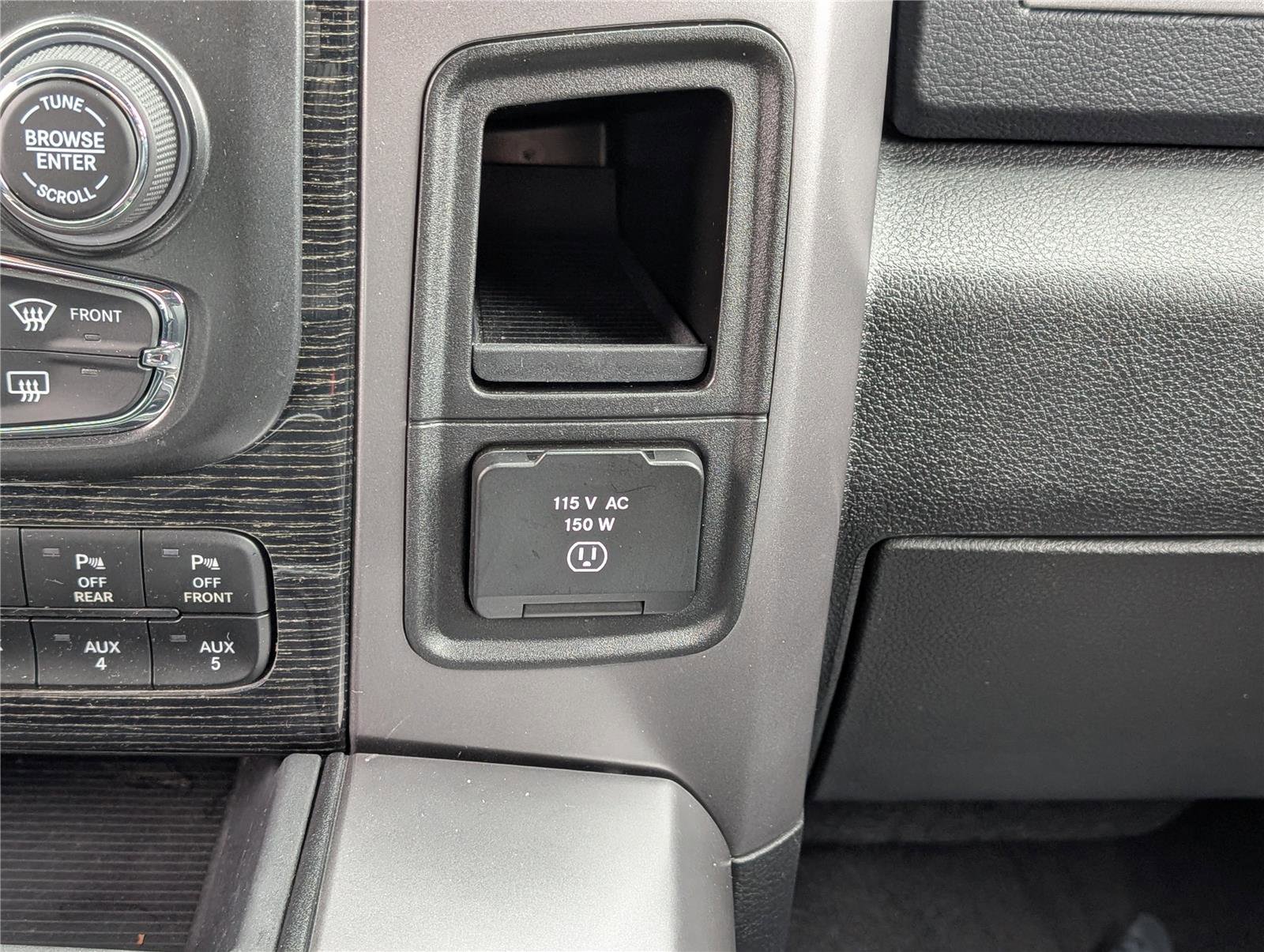 Used 2018 RAM 3500 Laramie Longhorn image 26