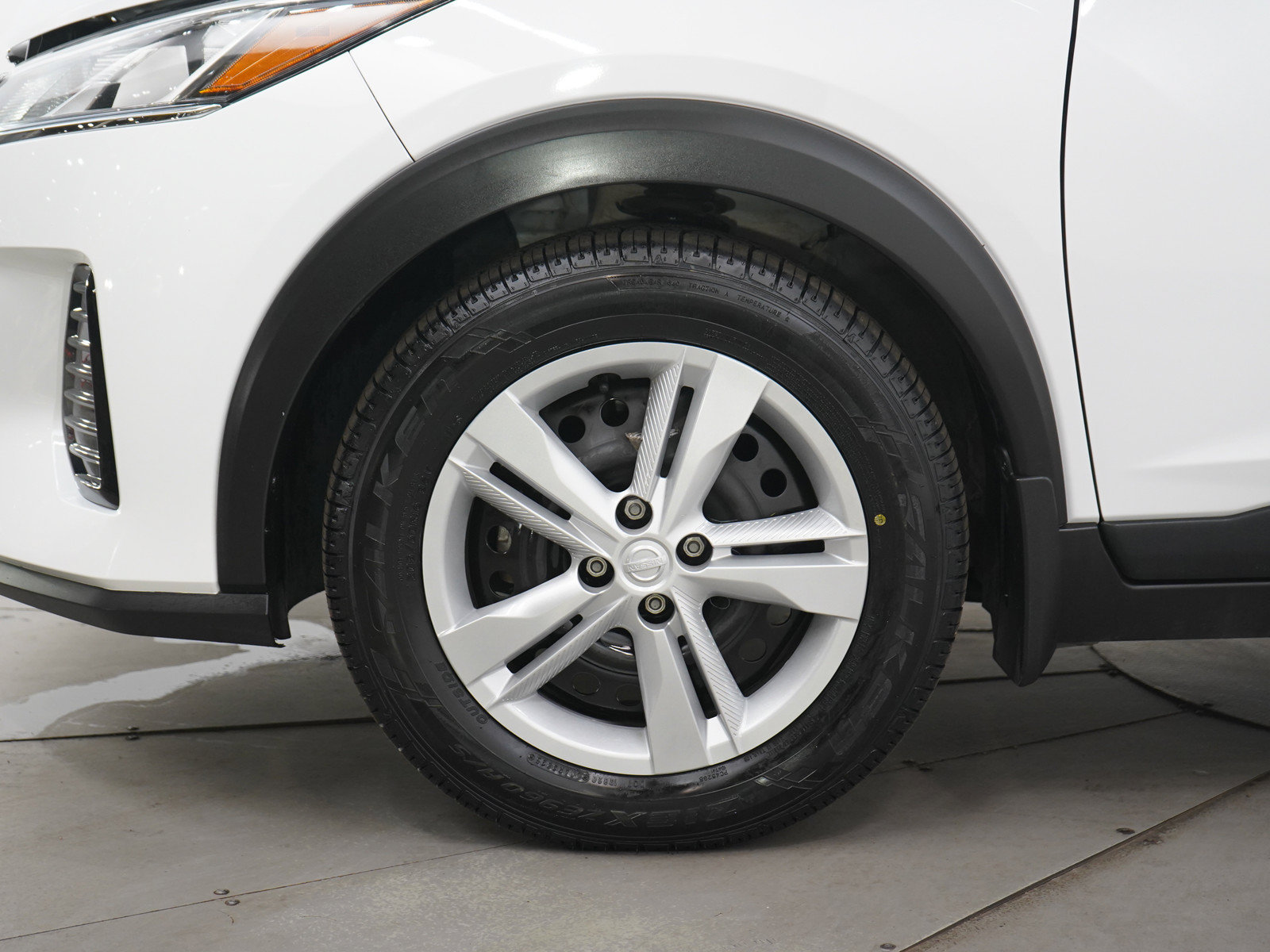 Used 2024 Nissan Kicks S FWD image 27