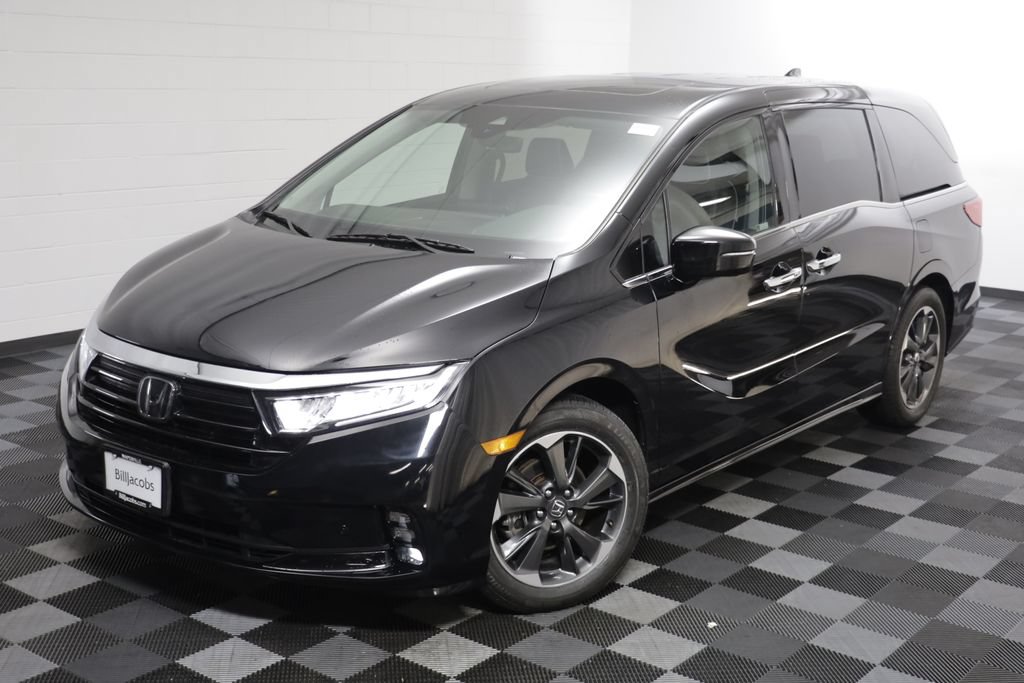 Used 2024 Honda Odyssey Elite image 2