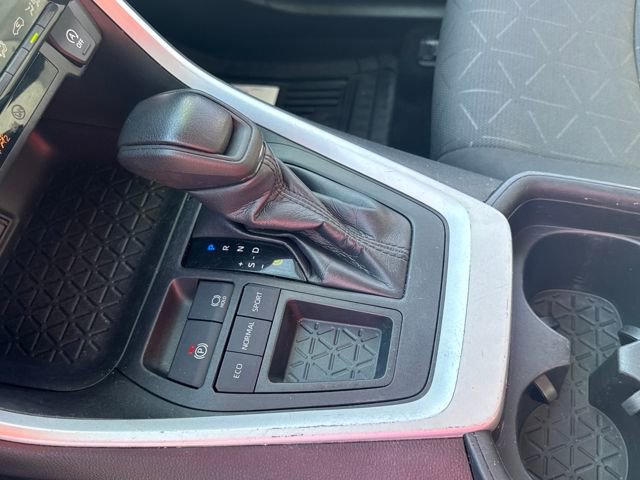 Used 2021 Toyota RAV4 XLE image 14