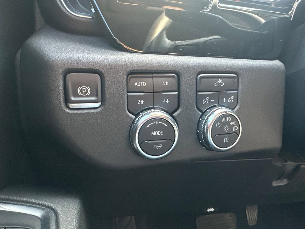 Used 2024 GMC Sierra 1500 Elevation w/ LPO, Elevation Black Package AWD/4WD image 22