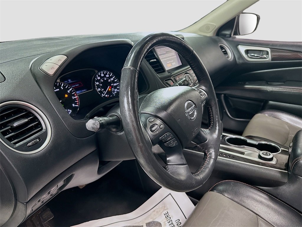 Used 2020 Nissan Pathfinder SL image 7