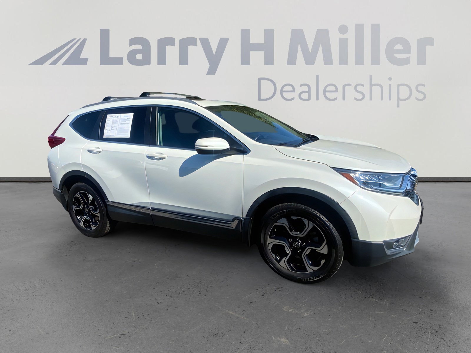 Used 2018 Honda CR-V Touring image 7