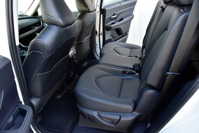 New 2026 Toyota Grand Highlander XLE image 11