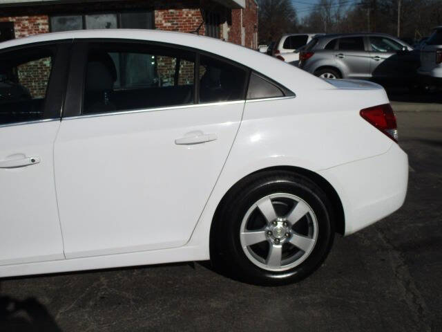 Used 2014 Chevrolet Cruze LT FWD image 14