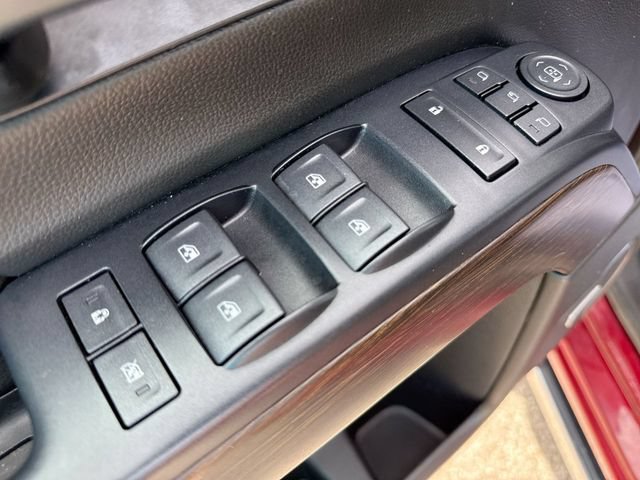 Used 2018 GMC Sierra 1500 Denali w/ Denali Ultimate Package AWD/4WD image 13