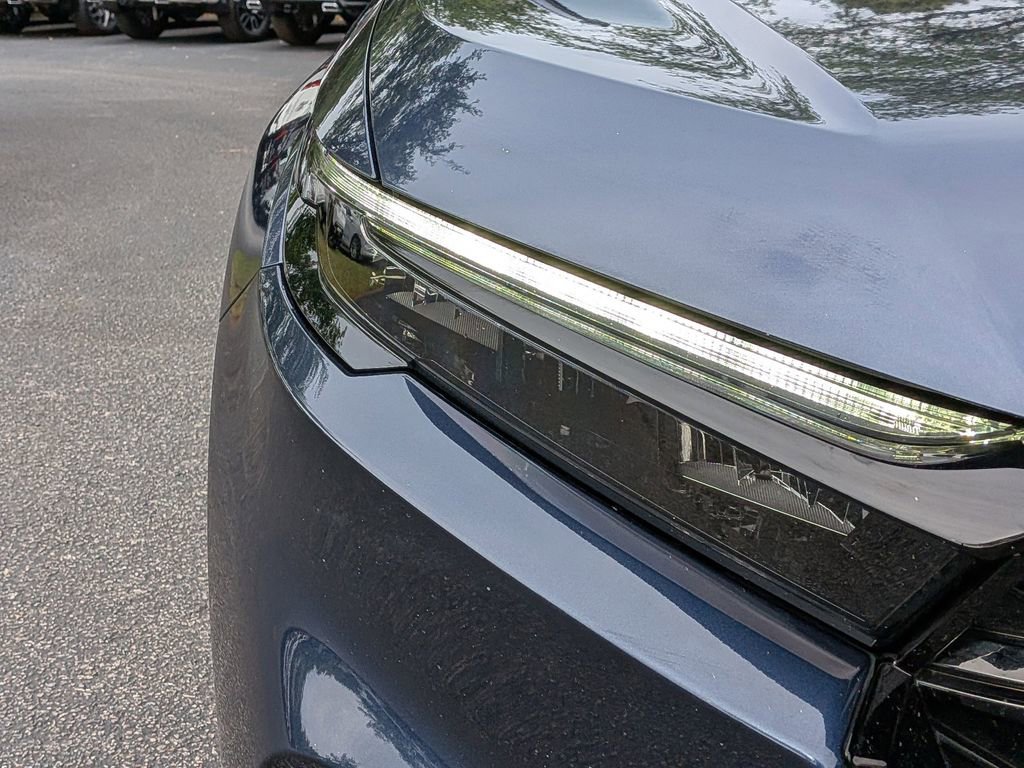 Used 2025 Honda CR-V Sport Touring image 10
