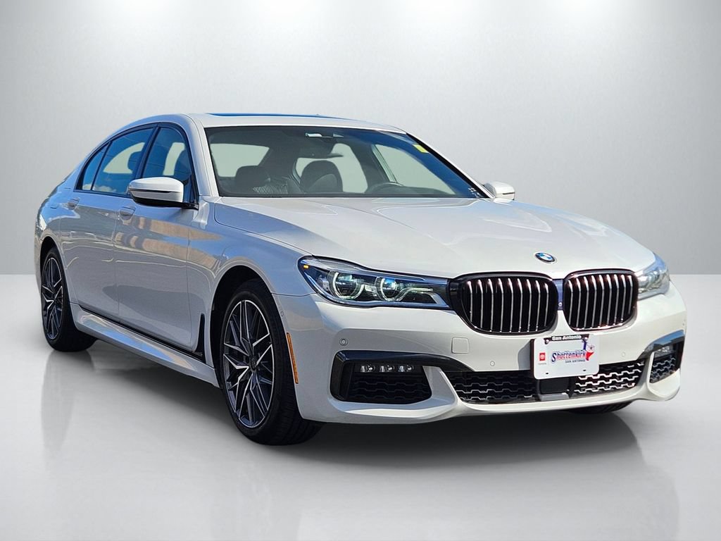 Used 2019 BMW 750i xDrive w/ M Sport Package AWD/4WD video 3