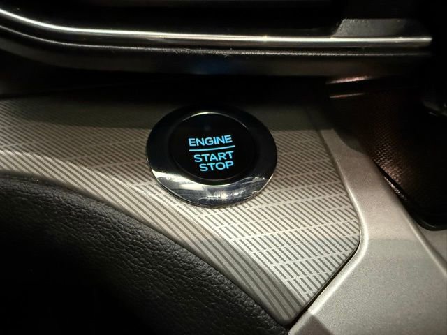 Used 2021 Ford Explorer XLT w/ Equipment Group 202A image 30