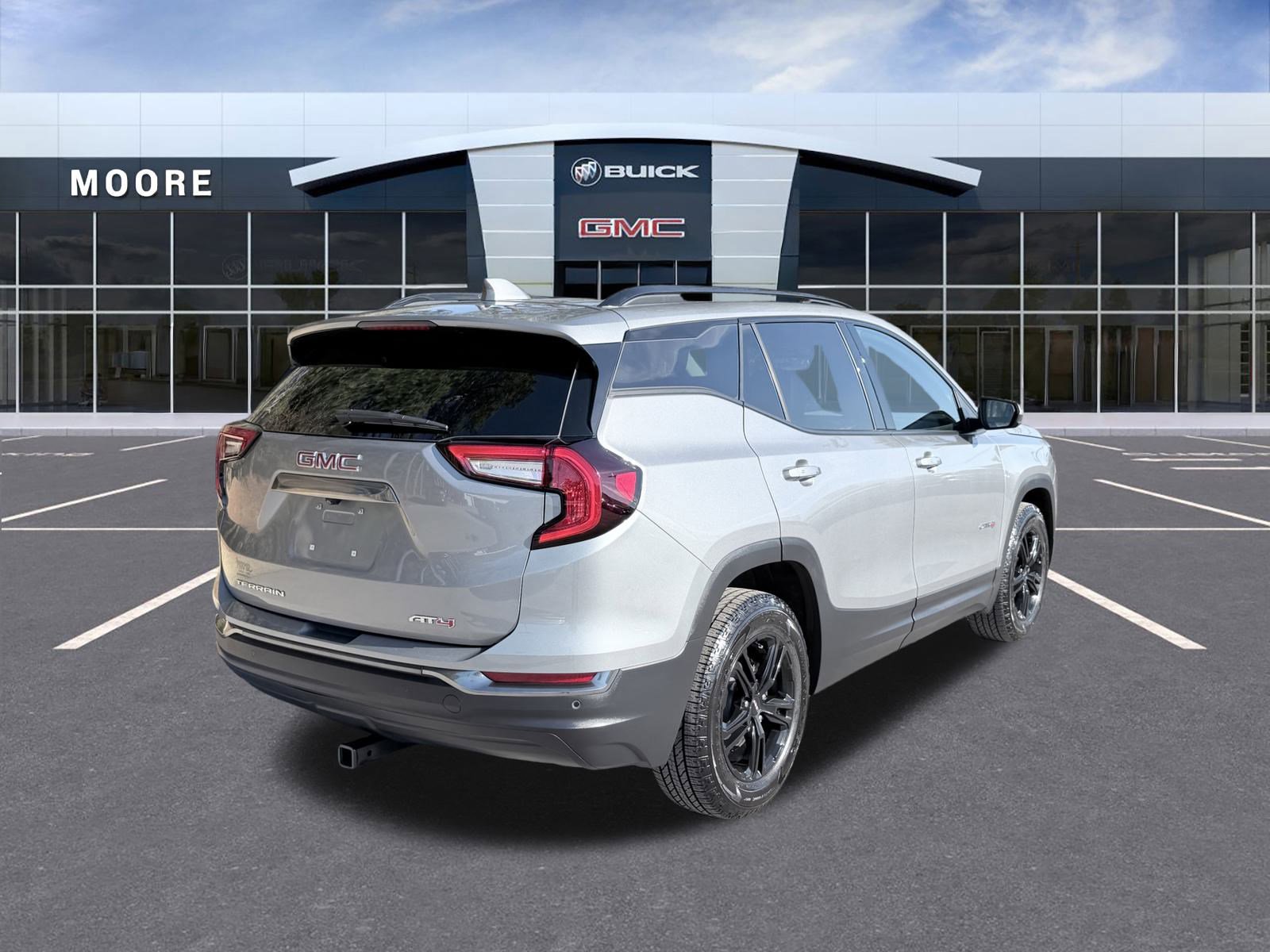 Used 2024 GMC Terrain AT4 image 3