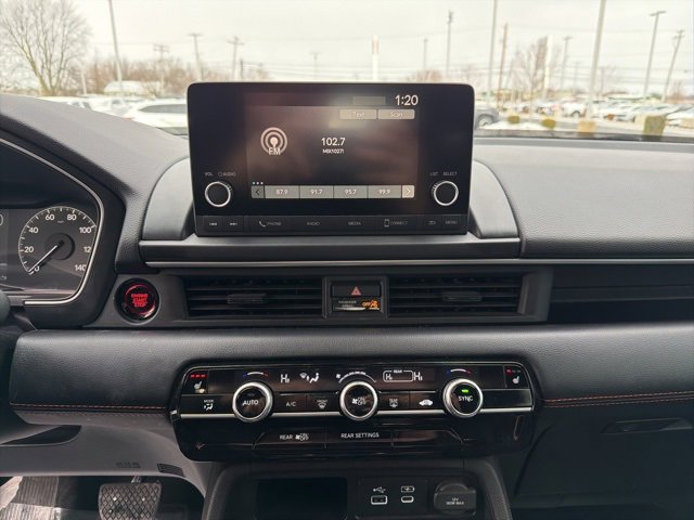 Used 2023 Honda Pilot Sport image 23