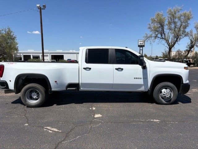 Used 2025 Chevrolet Silverado 3500 W/T AWD/4WD image 6