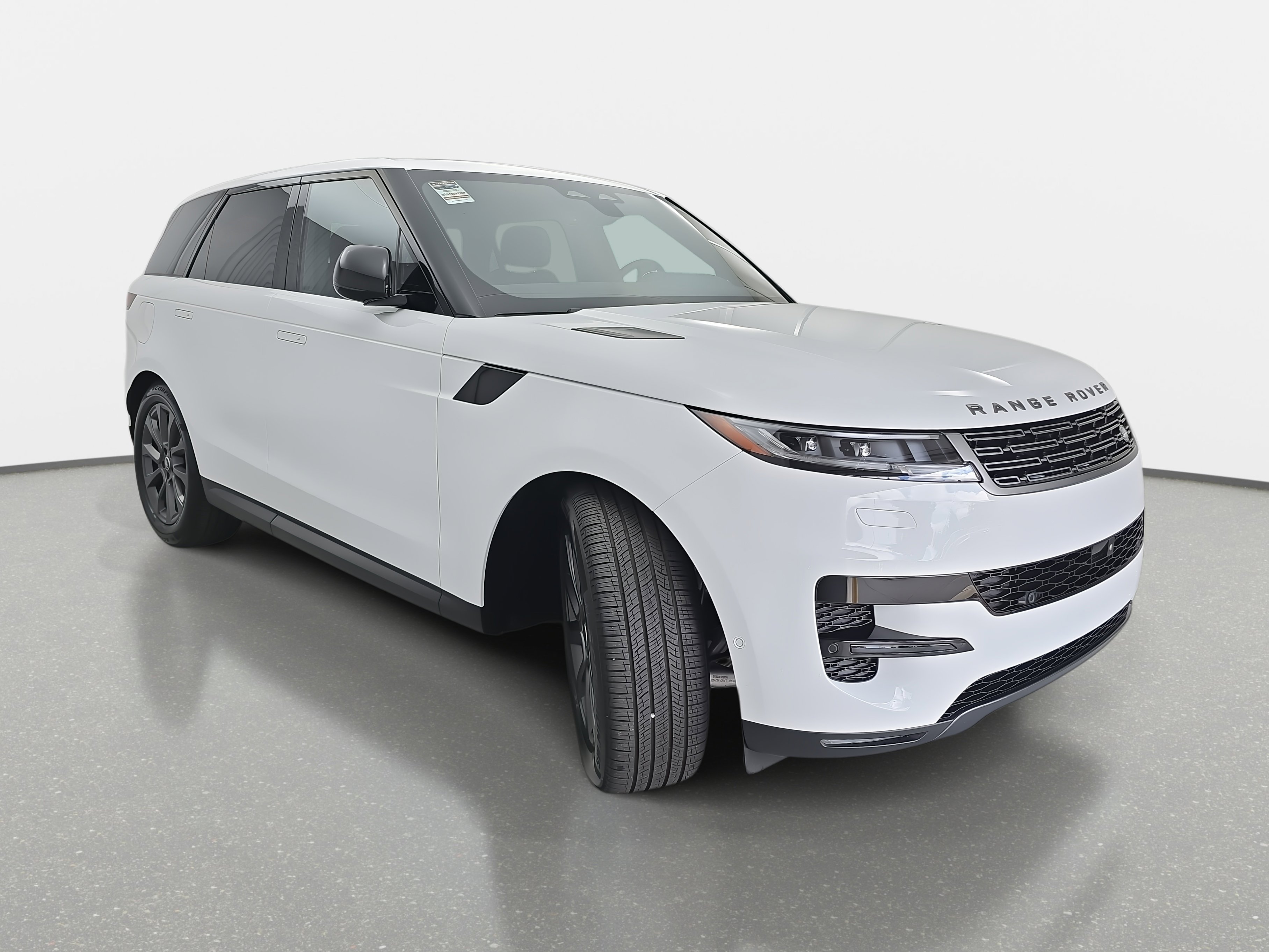 Used 2025 Land Rover Range Rover Sport S image 3