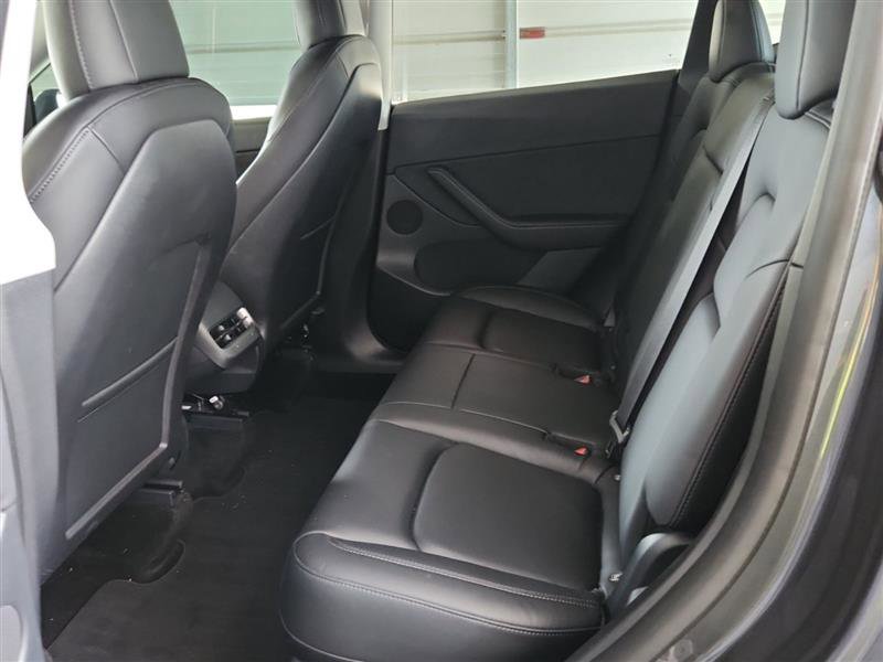Used 2023 Tesla Model Y Long Range image 6
