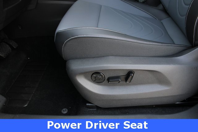 New 2025 Volkswagen Tiguan SE image 4