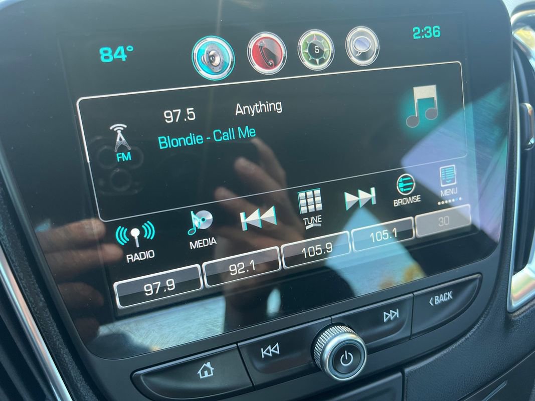 Used 2016 Chevrolet Malibu LT image 24