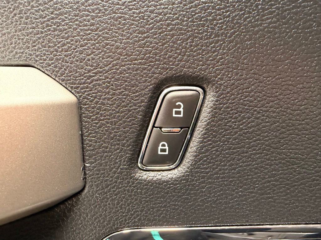 Used 2020 Ford F250 Lariat image 25