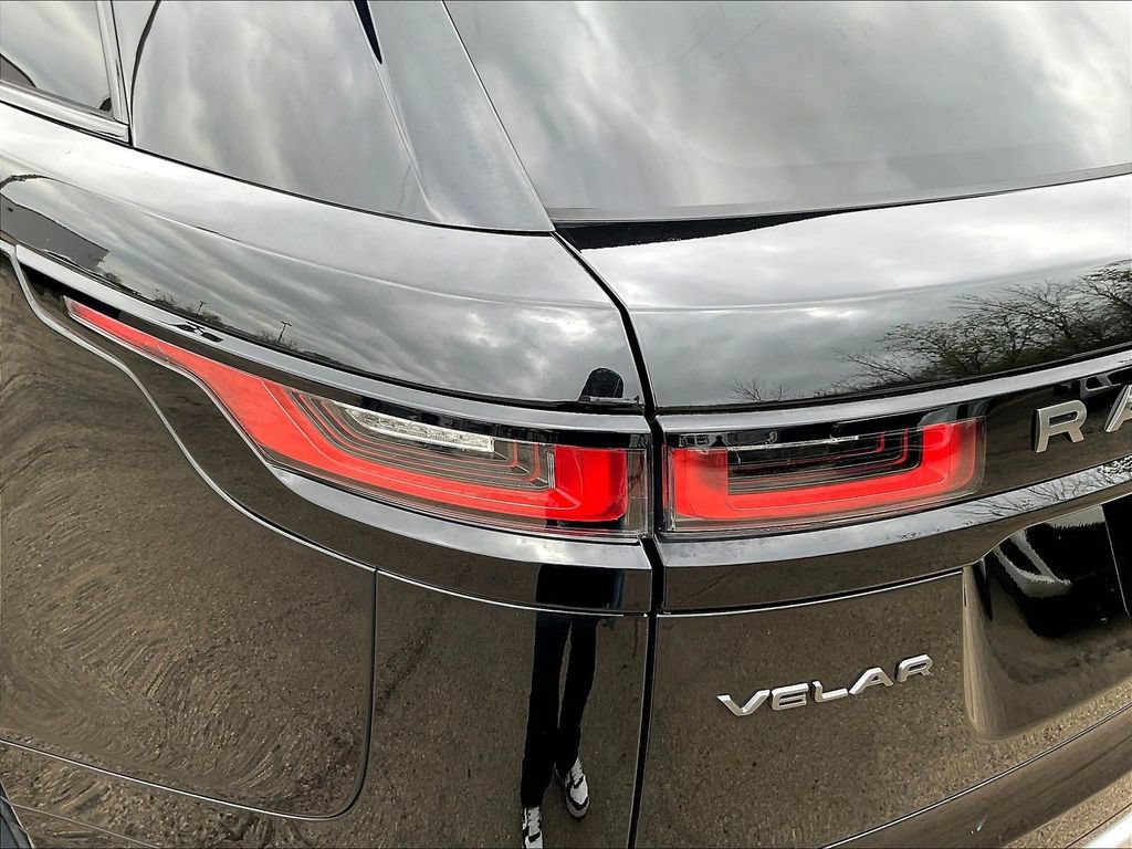 Used 2022 Land Rover Range Rover Velar R-Dynamic S AWD/4WD image 23