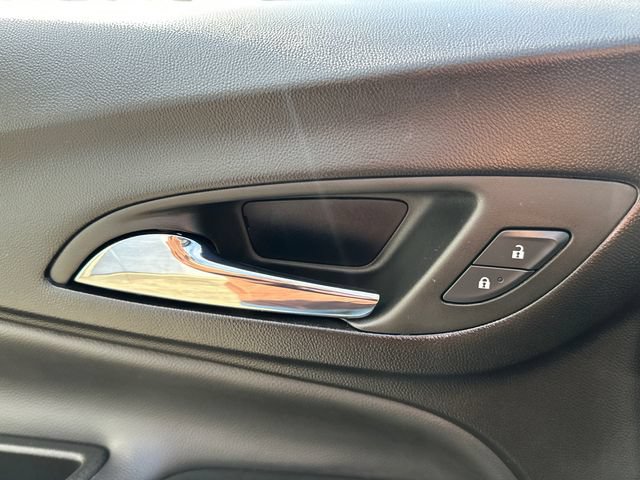 Used 2024 Chevrolet Equinox LT AWD/4WD image 24
