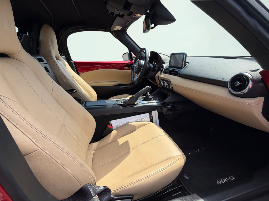 Used 2017 MAZDA MX-5 Miata Grand Touring RWD image 46