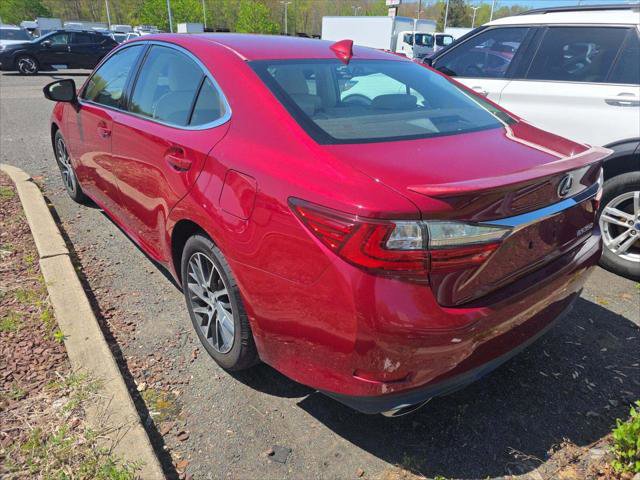 Used 2016 Lexus ES 350 w/ Navigation System Package FWD image 3
