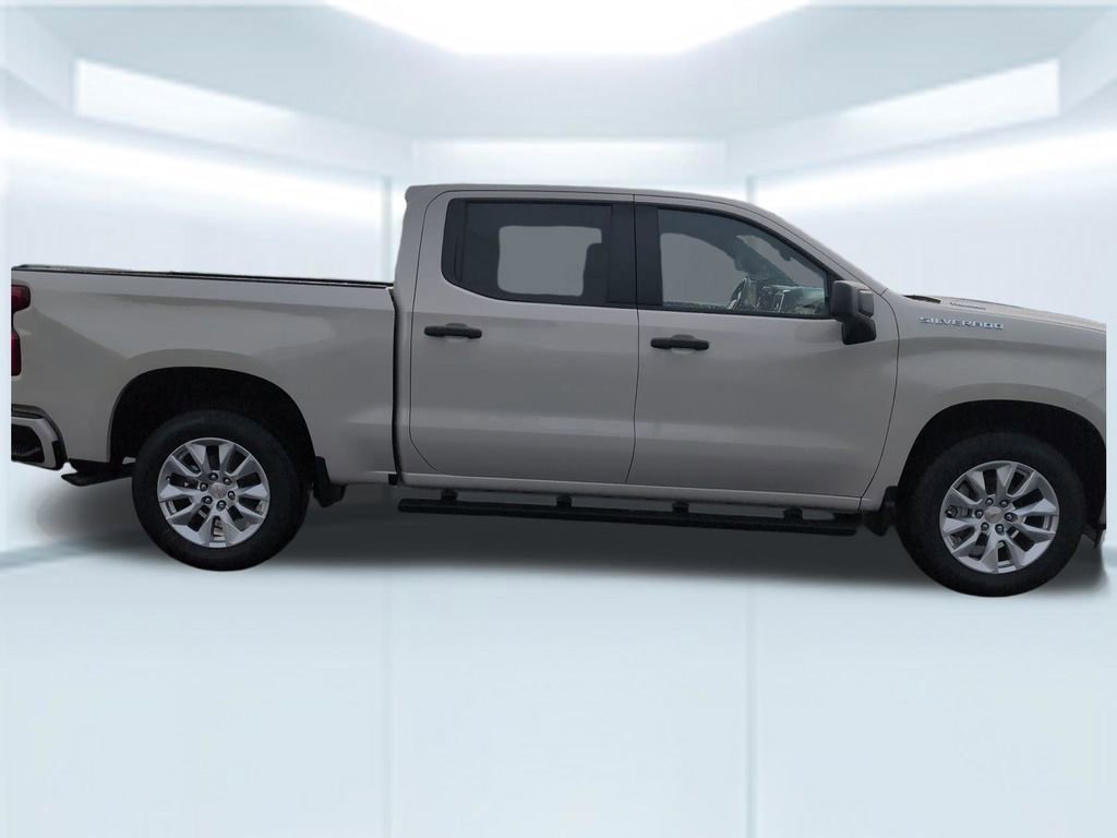New 2026 Chevrolet Silverado 1500 Custom RWD image 19