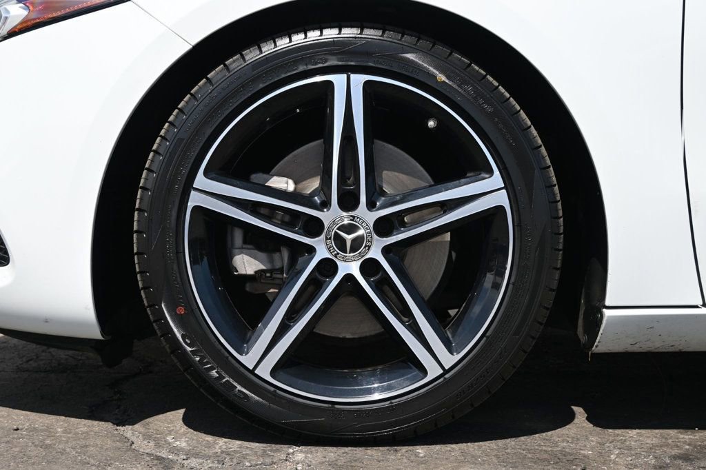 Used 2021 Mercedes-Benz A 220 image 7