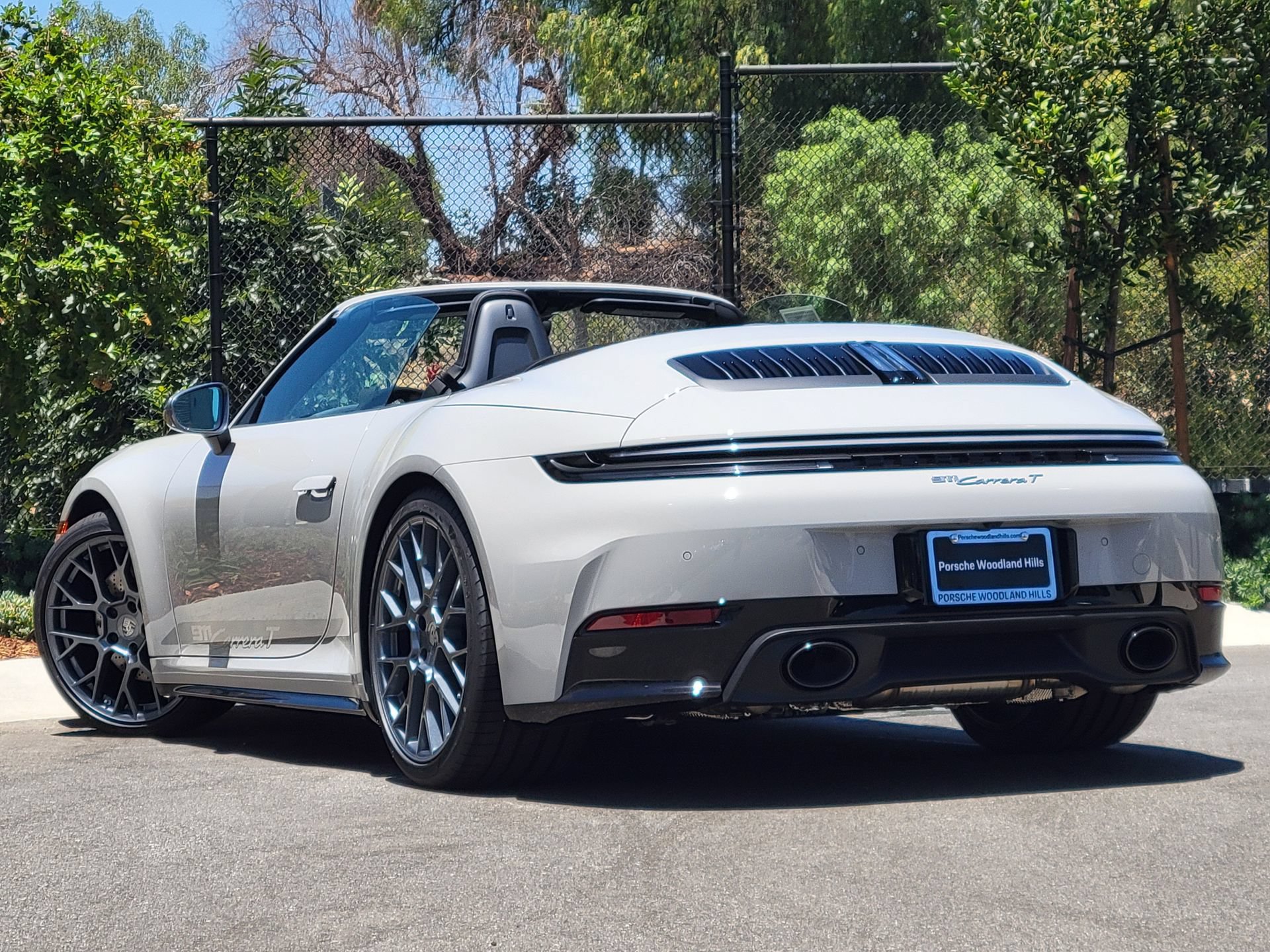 New 2026 Porsche 911 Carrera T RWD image 3