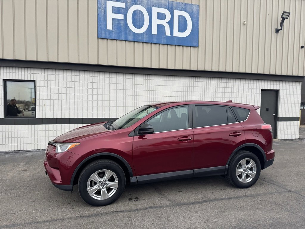 Used 2018 Toyota RAV4 LE w/ All Weather Liner Package image 2