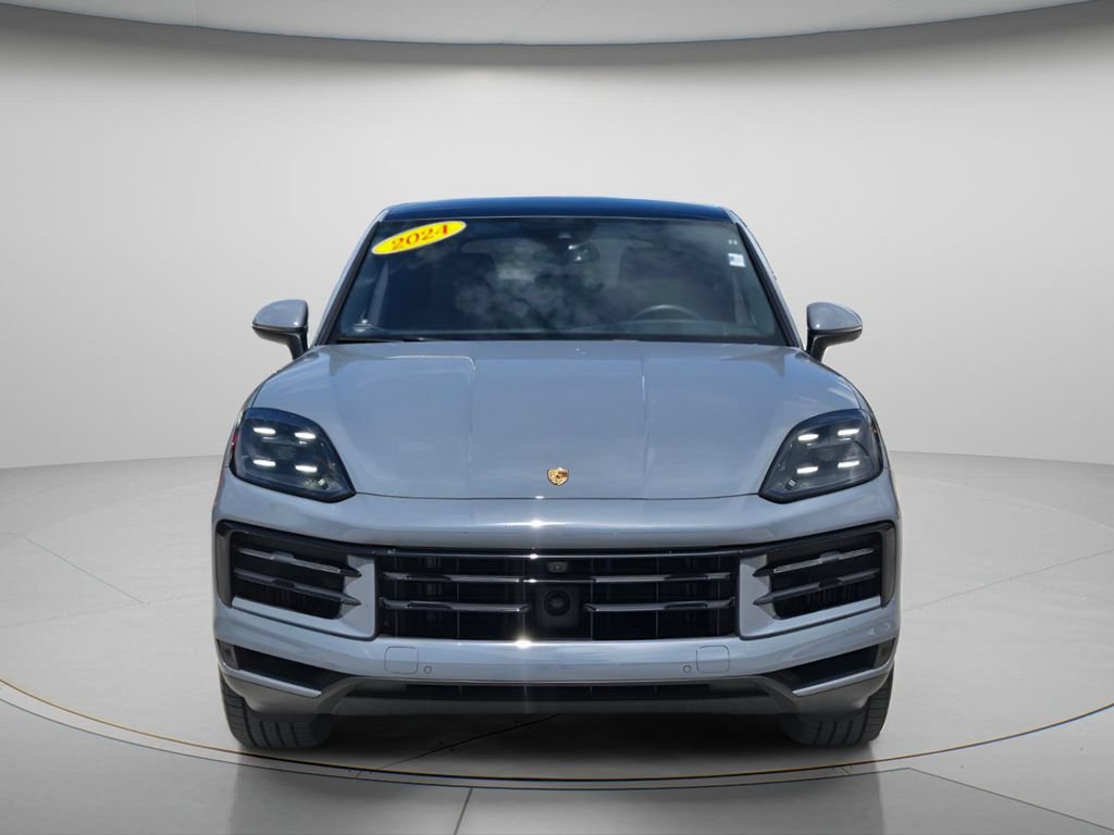 Used 2024 Porsche Cayenne Coupe AWD/4WD image 9