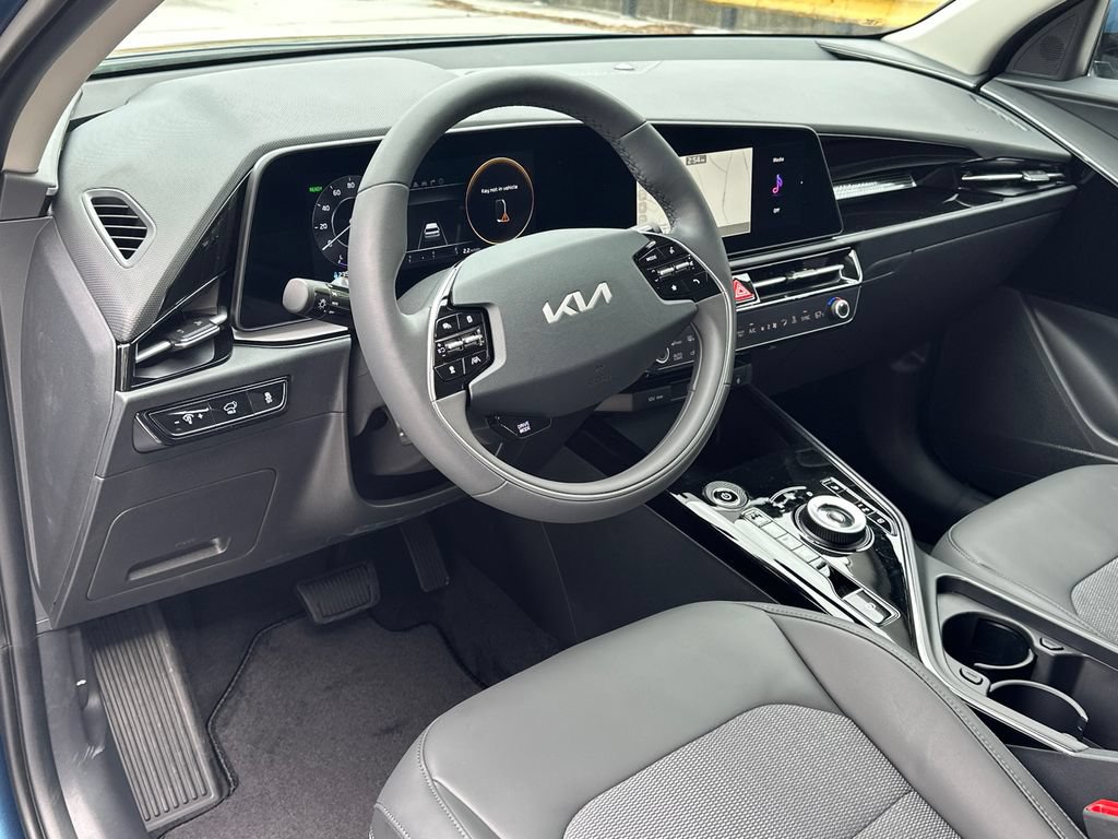 New 2026 Kia Niro Wind FWD image 20