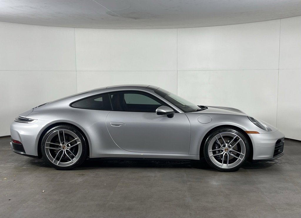 Certified 2025 Porsche 911 Carrera image 9