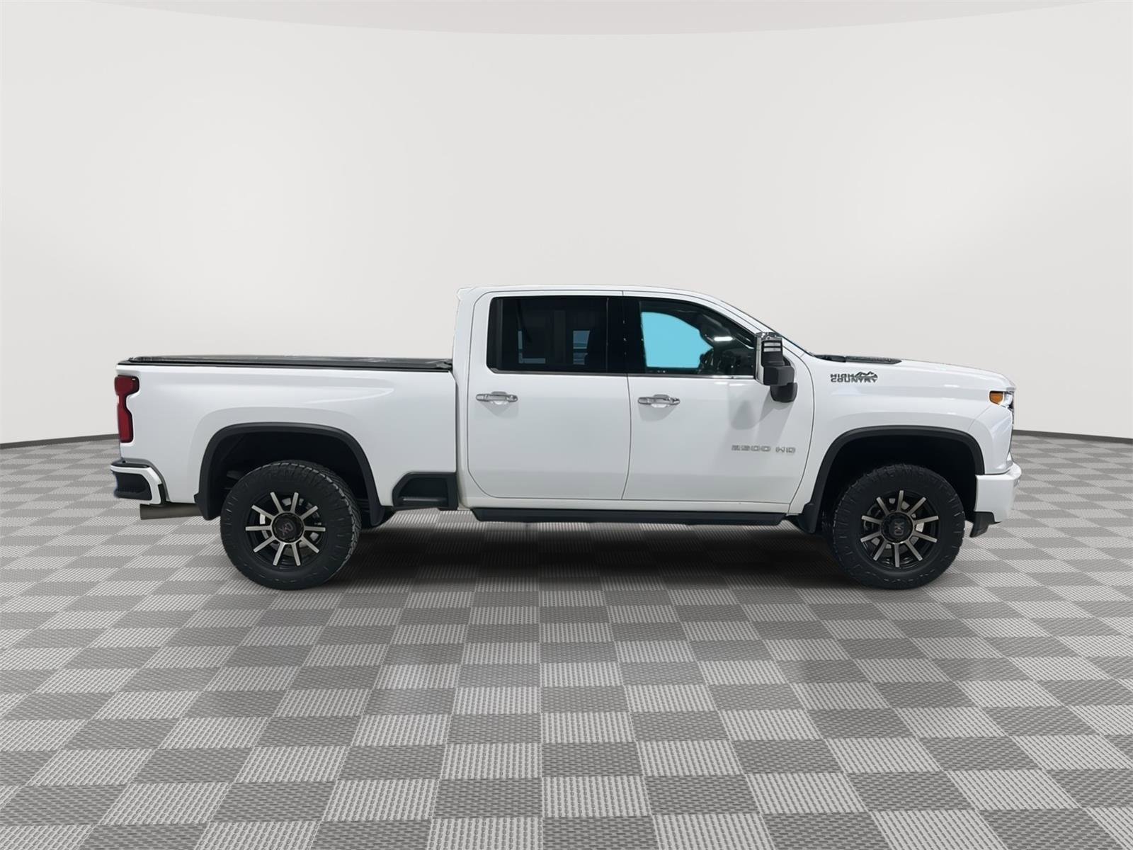 Used 2023 Chevrolet Silverado 2500 High Country image 6