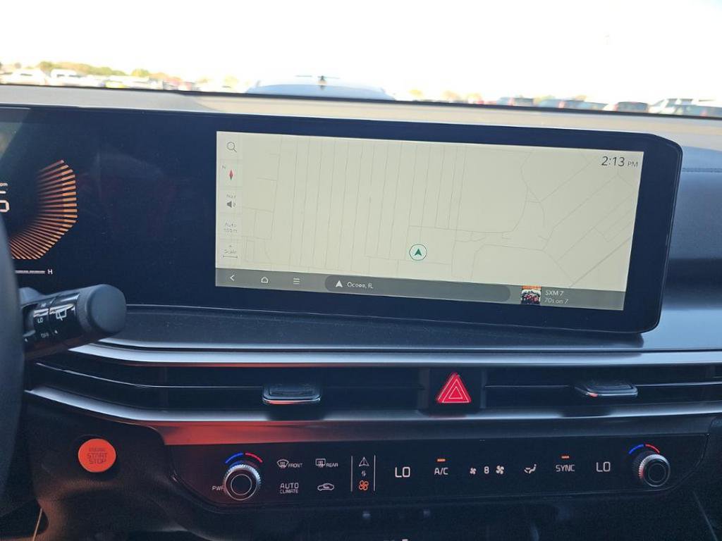 Used 2025 Kia Sorento S w/ Panoramic Sunroof Package image 19